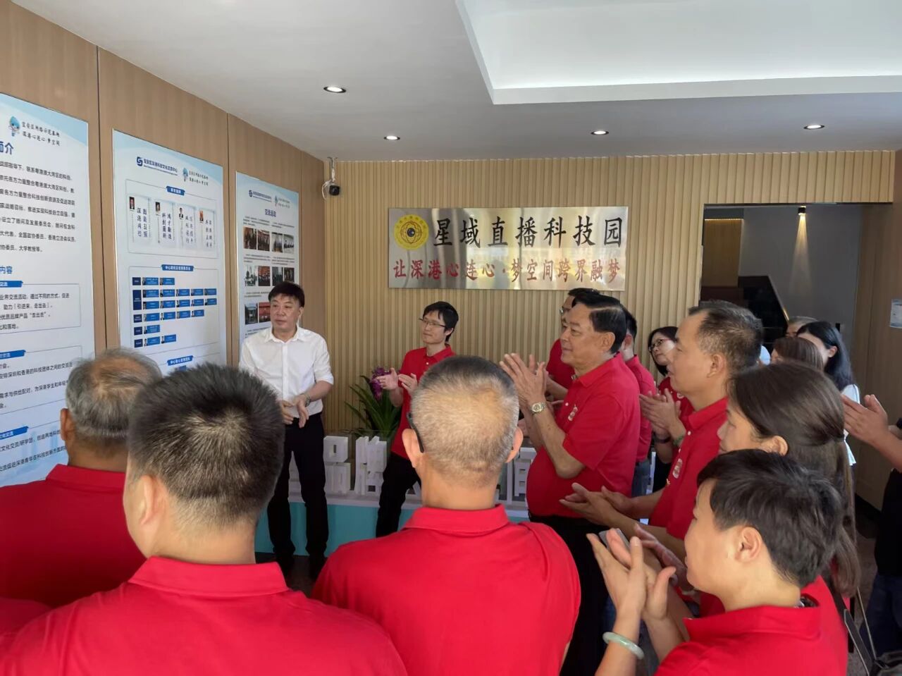 a62490be-b4d5-4aa0-9744-a15e763279fa.jpg a62490be-b4d5-4aa0-9744-a15e763279fa.jpg